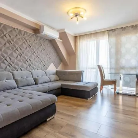 Lägenhet Strand Apartman Hajduszoboszlo